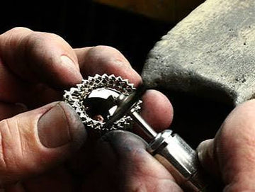 Polishing Jewellery
