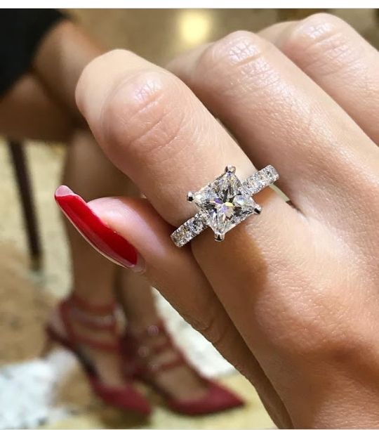 PRINCESS CUT ENGAGEMENT RING